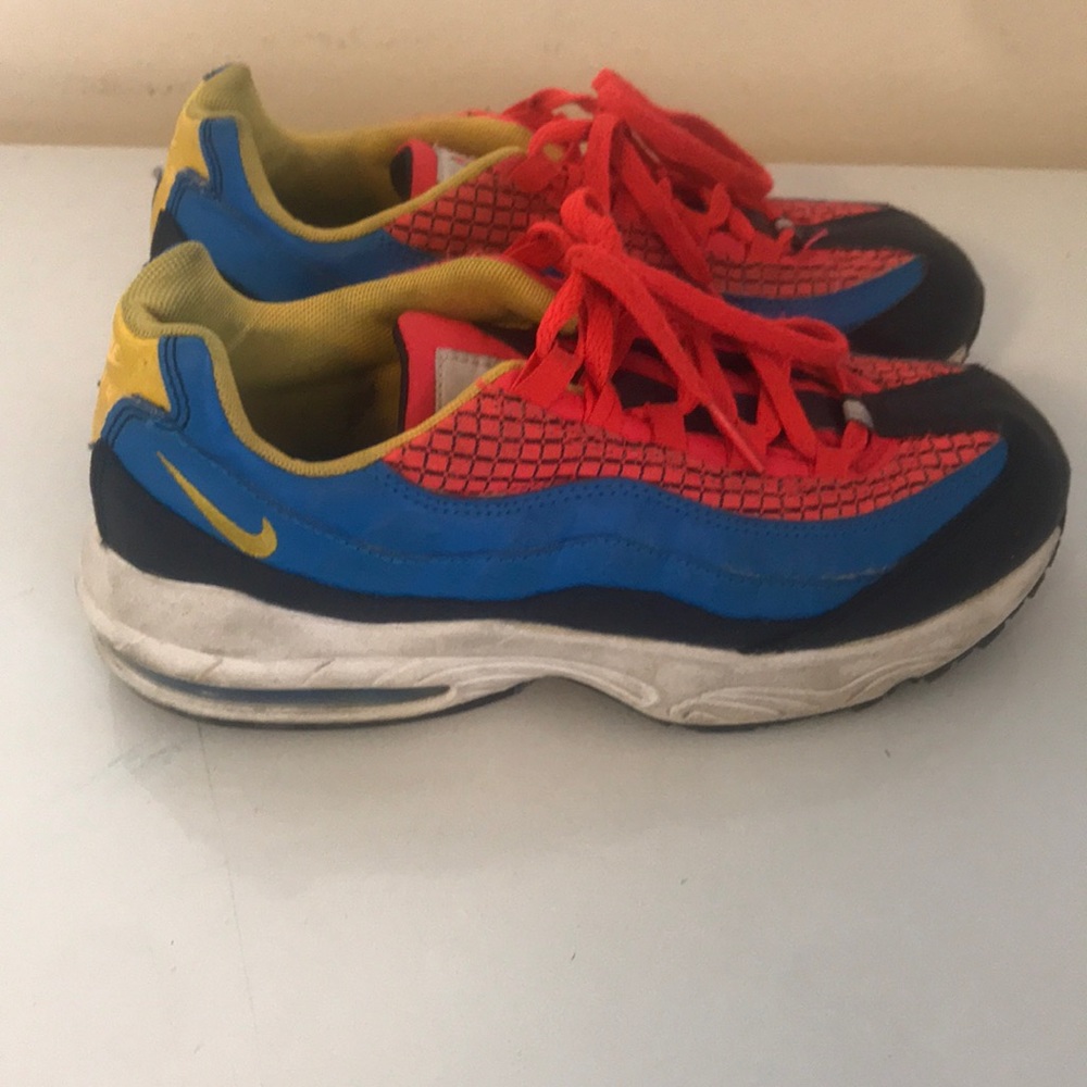 Running sneaker - Picture 2 of 6